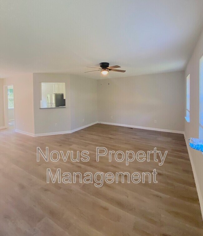 Building Photo - 88 River Ridge Dr