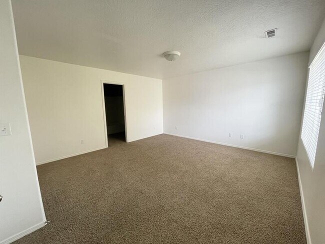 Building Photo - 432 S 1230 W