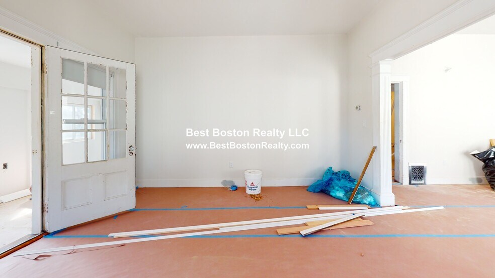 Building Photo - 47 Curtis Ave