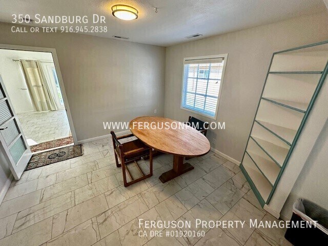 Building Photo - 350 Sandburg Dr