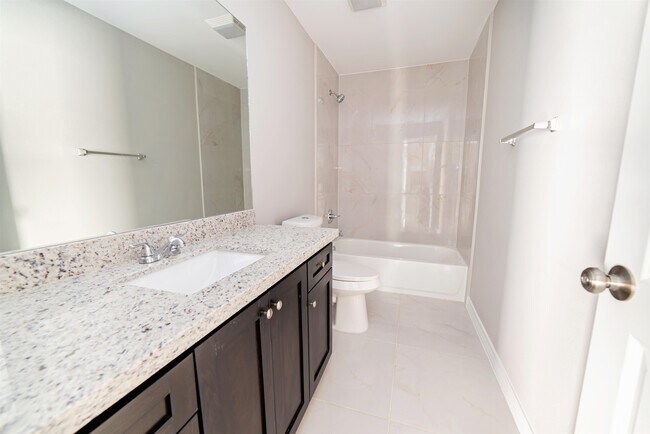 Building Photo - 315 Dorel Dr