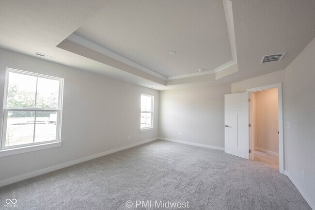 Building Photo - 581 Roosevelt St