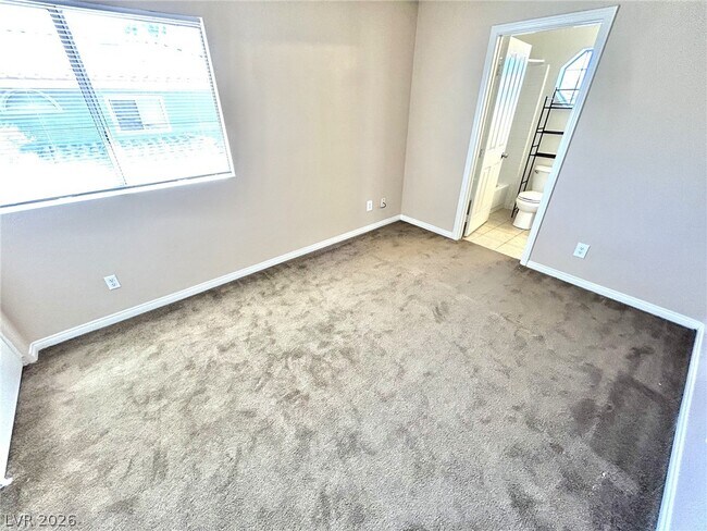 Building Photo - 2514 Quail Canyon Ave