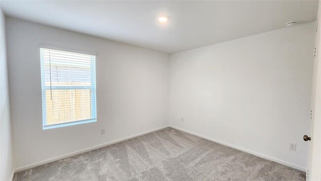 Building Photo - 3044 Dawn Sound Dr