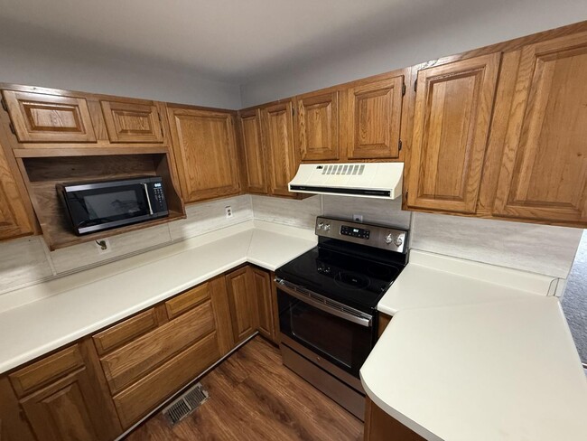 Building Photo - 103 Annette Dr