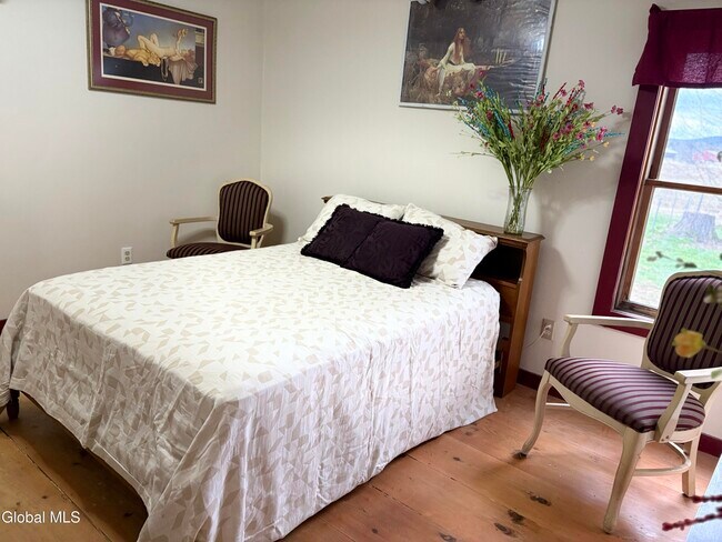 Building Photo - 260 Clark Rd