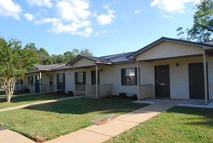 Building Photo - Ivy Village