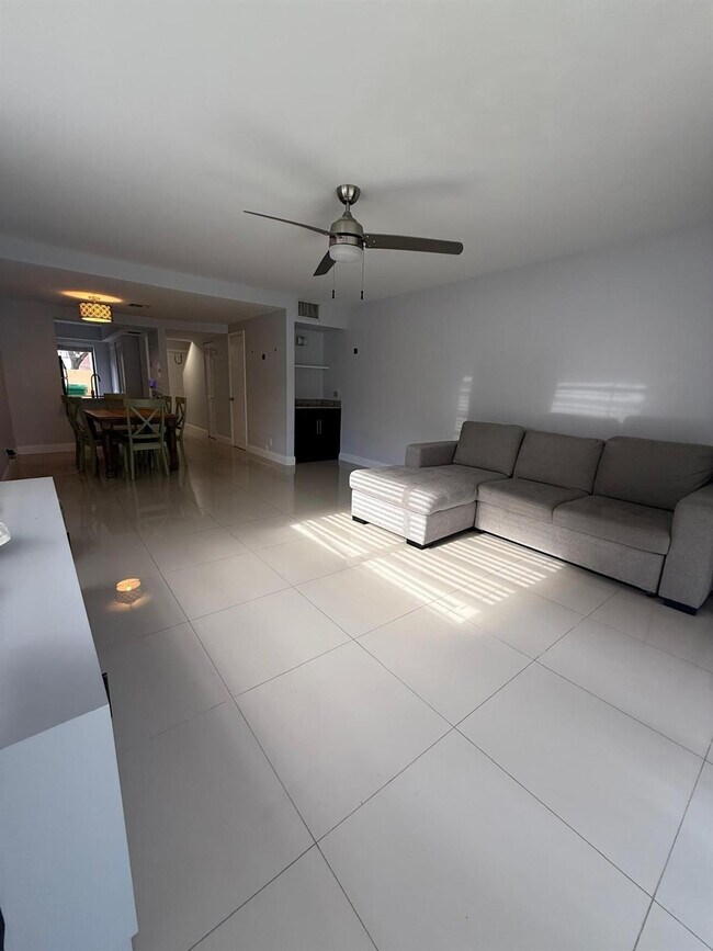 Building Photo - 11596 NW 45th St