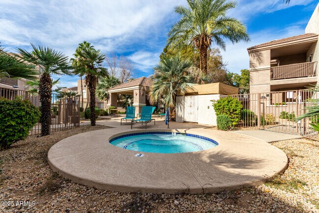 Building Photo - 17017 N 12th St