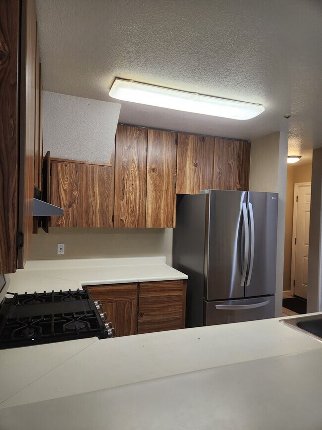 Building Photo - COMING SOON - 2 bedroom, 2 bath condo in Rohnert Park, Sonoma State Students welcome!