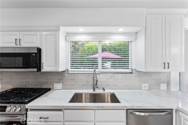 Building Photo - 3736 Calle Casino