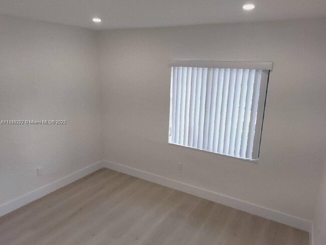 Building Photo - 12267 SW 113th Ln