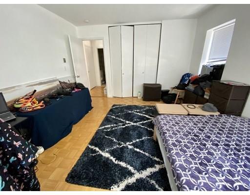 Building Photo - 1 Larose Pl