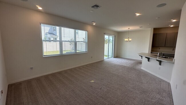 Building Photo - 2919 Sanctuary Dr