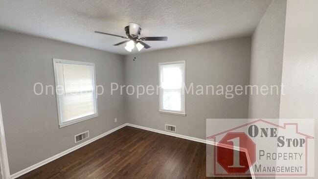 Building Photo - Beautiful 5 Bedroom 2 Bathroom Home in Kan...