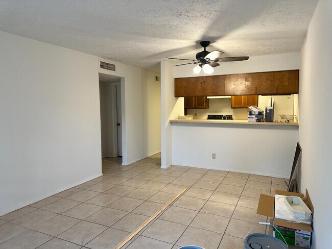 Building Photo - 7313 Gulf Fwy