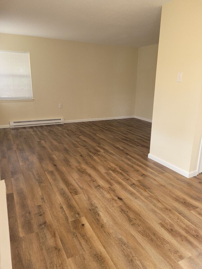 Building Photo - Greenville Apartments