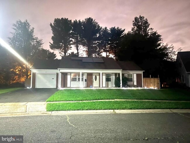 Primary Photo - 34 Garrison Cir
