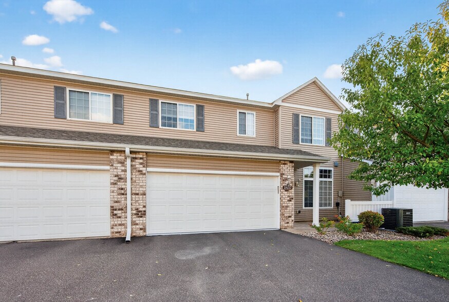Home - Driveway - 18217 69th Pl N