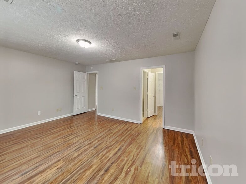 Building Photo - 12115 Mockernut Ct