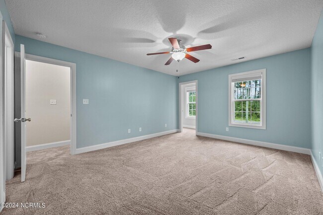 Building Photo - 235 E Murrow Ln
