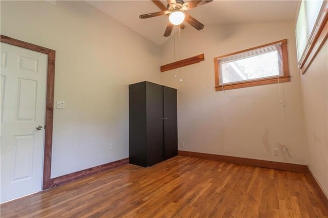 Building Photo - 4517 Avenue F