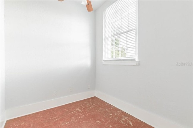 Building Photo - 1090 10th St N