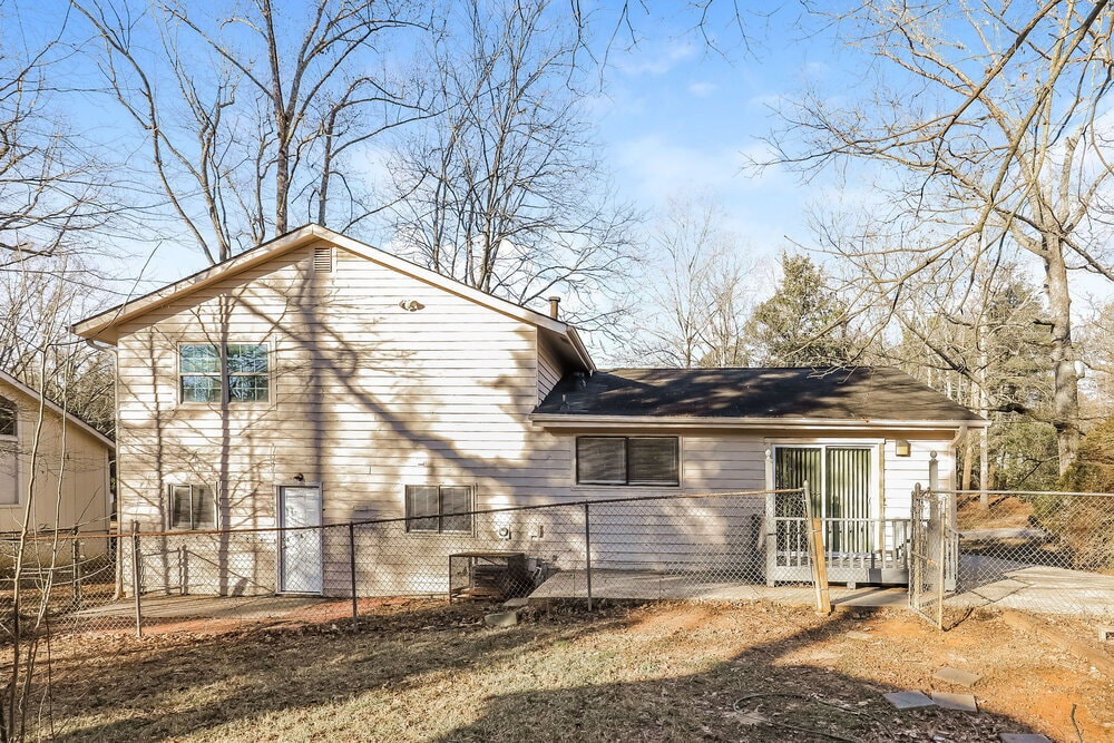 Building Photo - 8964 Raven Dr