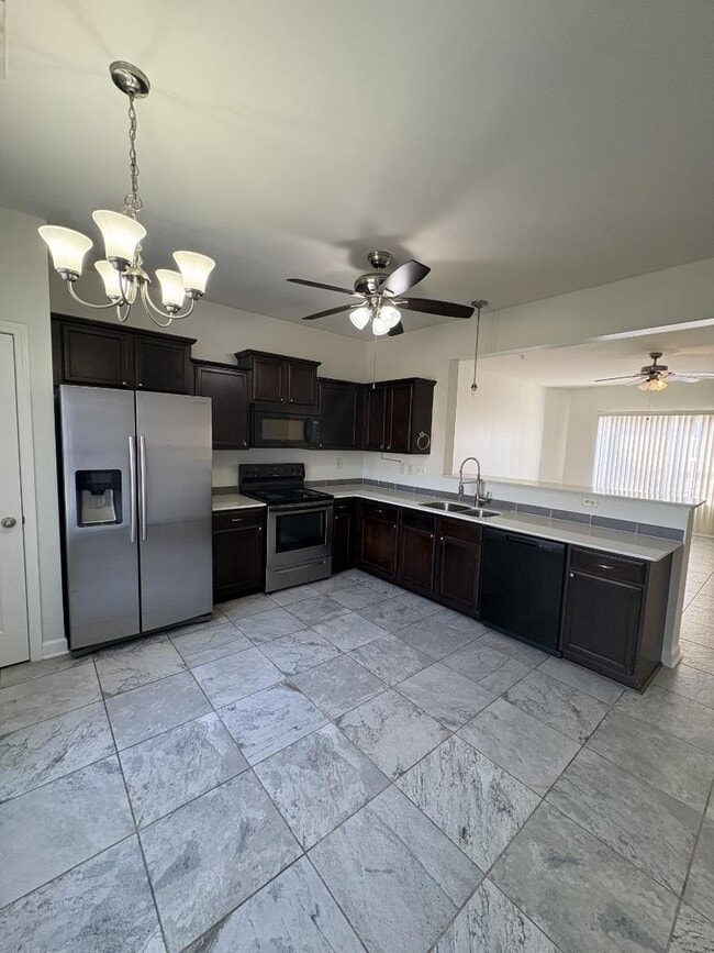 Building Photo - 735 Tulip Grove Rd