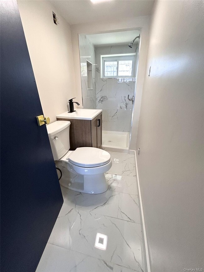 Building Photo - 451 E Main St