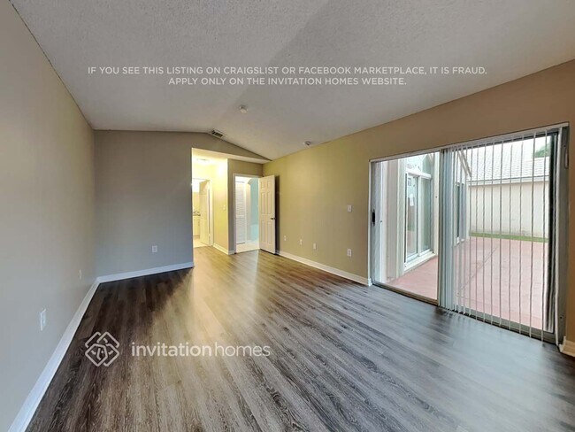 Building Photo - 15745 SW 82nd St