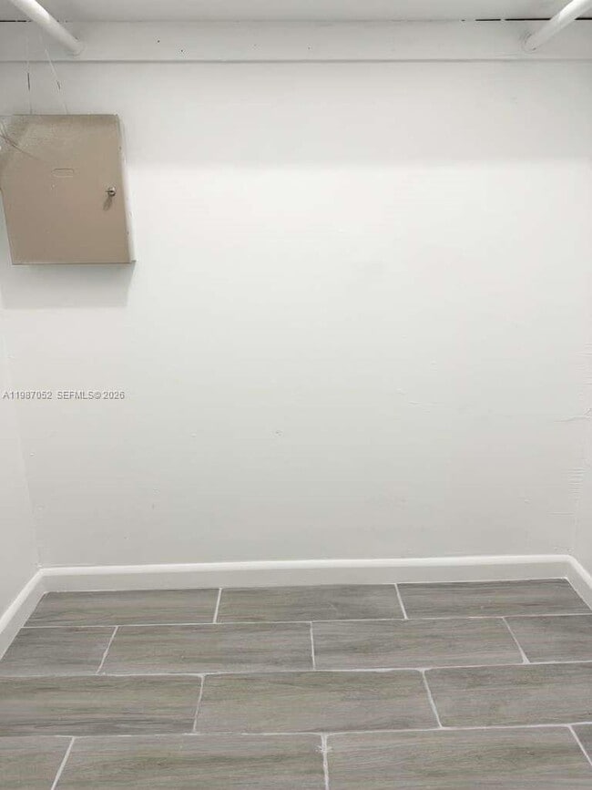 Building Photo - 8500 SW 109th Ave