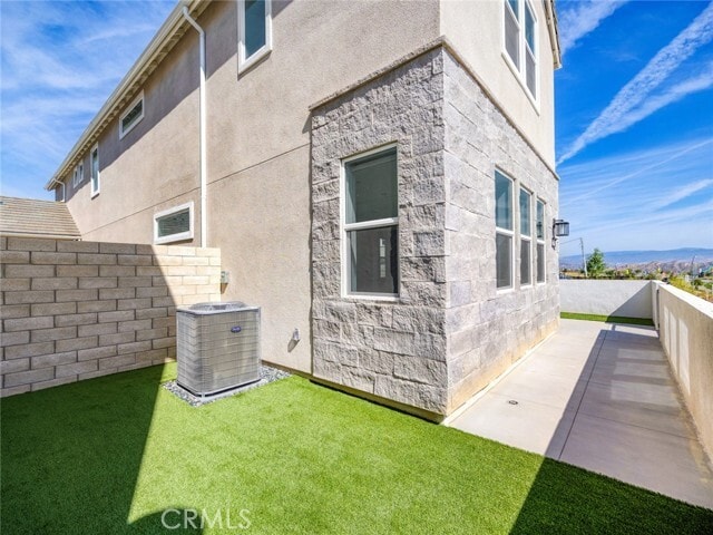 Building Photo - 27398 Fox Den Pl