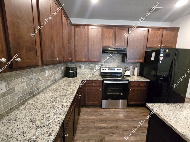 Building Photo - 8431 Douglass Trail
