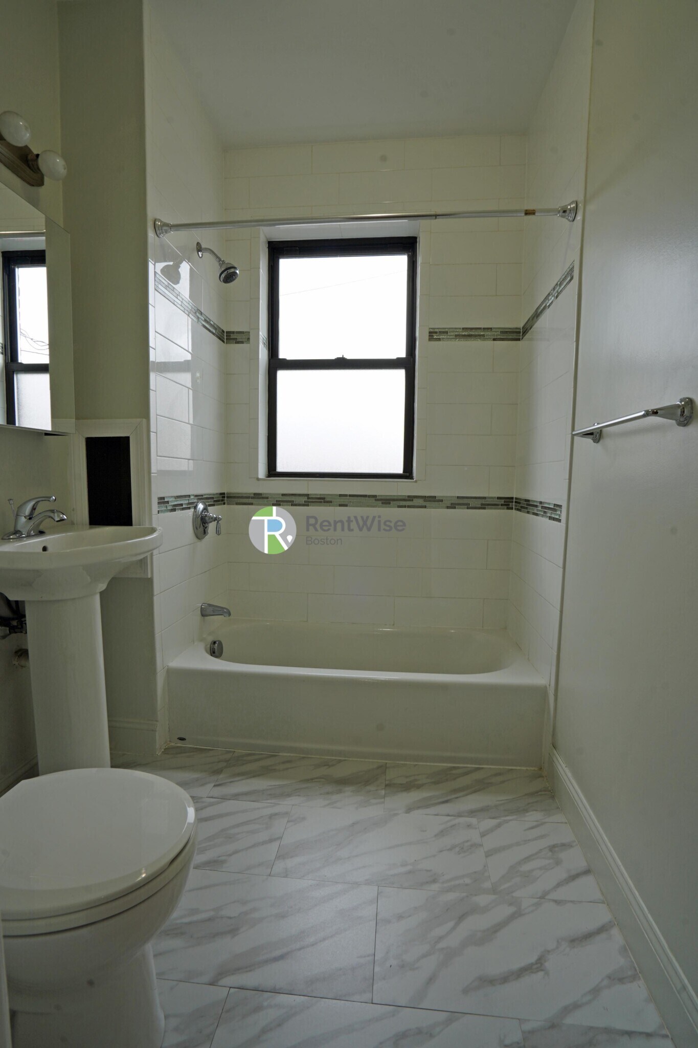 Building Photo - 1218 Commonwealth Ave