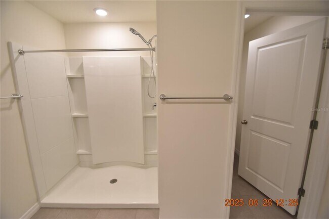 Building Photo - 8075 Broad Pointe Dr