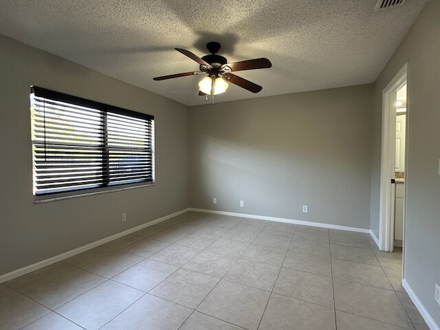Building Photo - 13304 62nd Ct N
