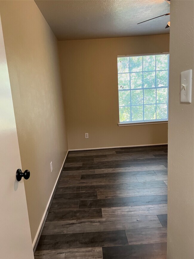 Building Photo - 819 Citation Dr