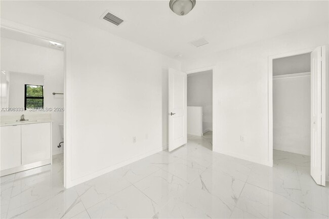 Building Photo - 5220 NW 24th Ave
