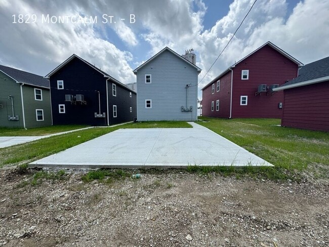 Building Photo - 1829 Montcalm St