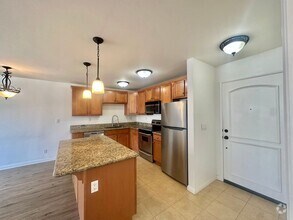 Building Photo - San Diego State Upgraded 1 BD / 1 BA W/ Pa...