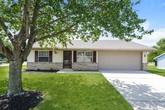 Building Photo - Check out this 3 bed 1.5 bath single family home in Springfield!