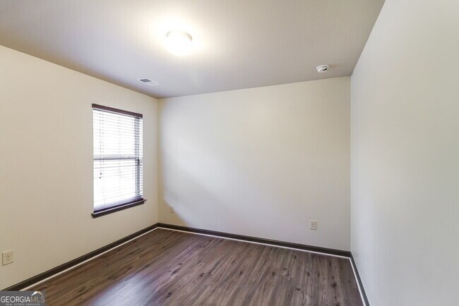 Building Photo - 3365 Ivey Ridge Rd NE