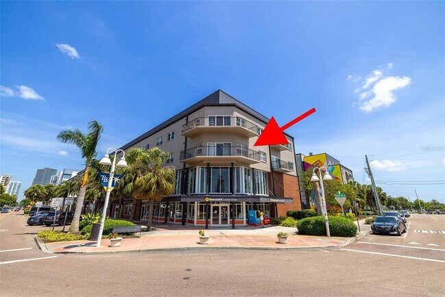 Building Photo - 1010 Central Ave N