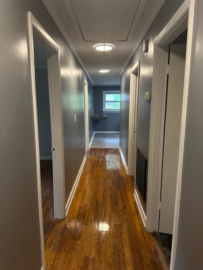 Building Photo - 3429 Highgate Rd