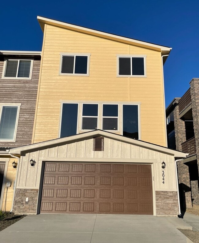 Primary Photo - Beautiful 4-Bedroom Home in West Boise