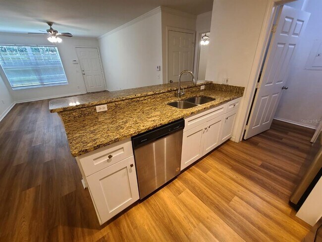 Building Photo - 36232 Misty Oak Dr
