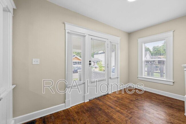 Building Photo - 3227 Guilford Ave