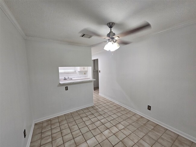 Building Photo - 2715 Ashington Dr