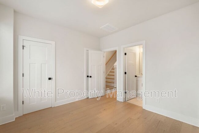 Building Photo - 5019 York Park Ln